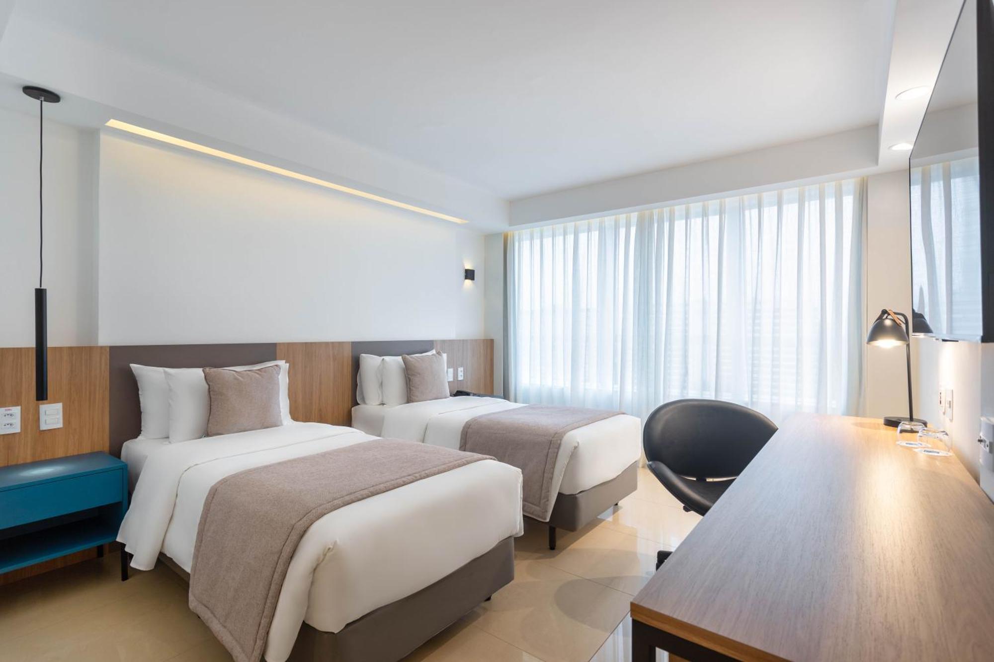 ホテル Tryp By Wyndham Brasilia Nacoes エクステリア 写真