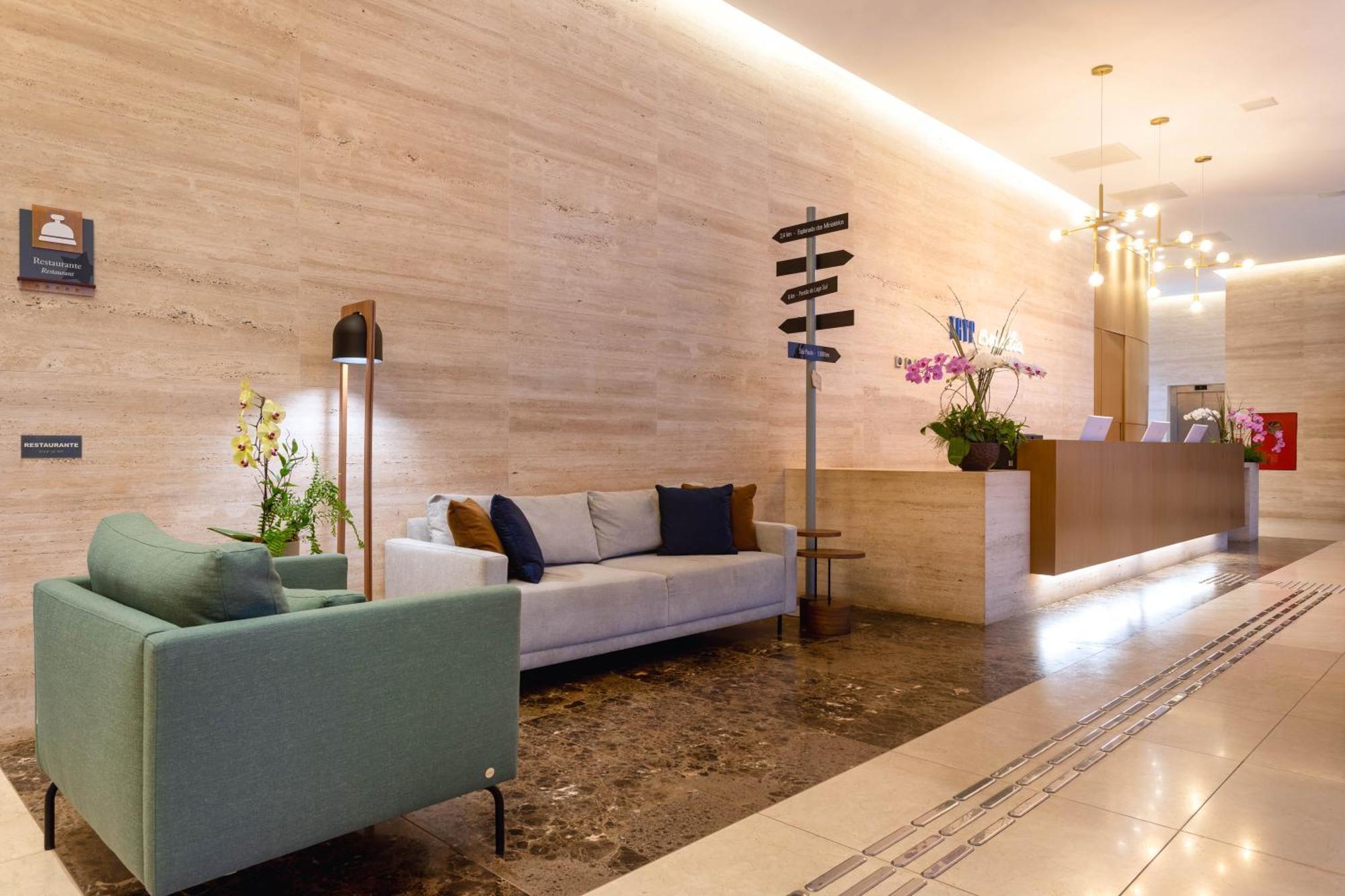 ホテル Tryp By Wyndham Brasilia Nacoes エクステリア 写真